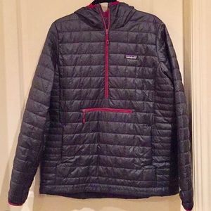 Patagonia Hooded pull over. XL